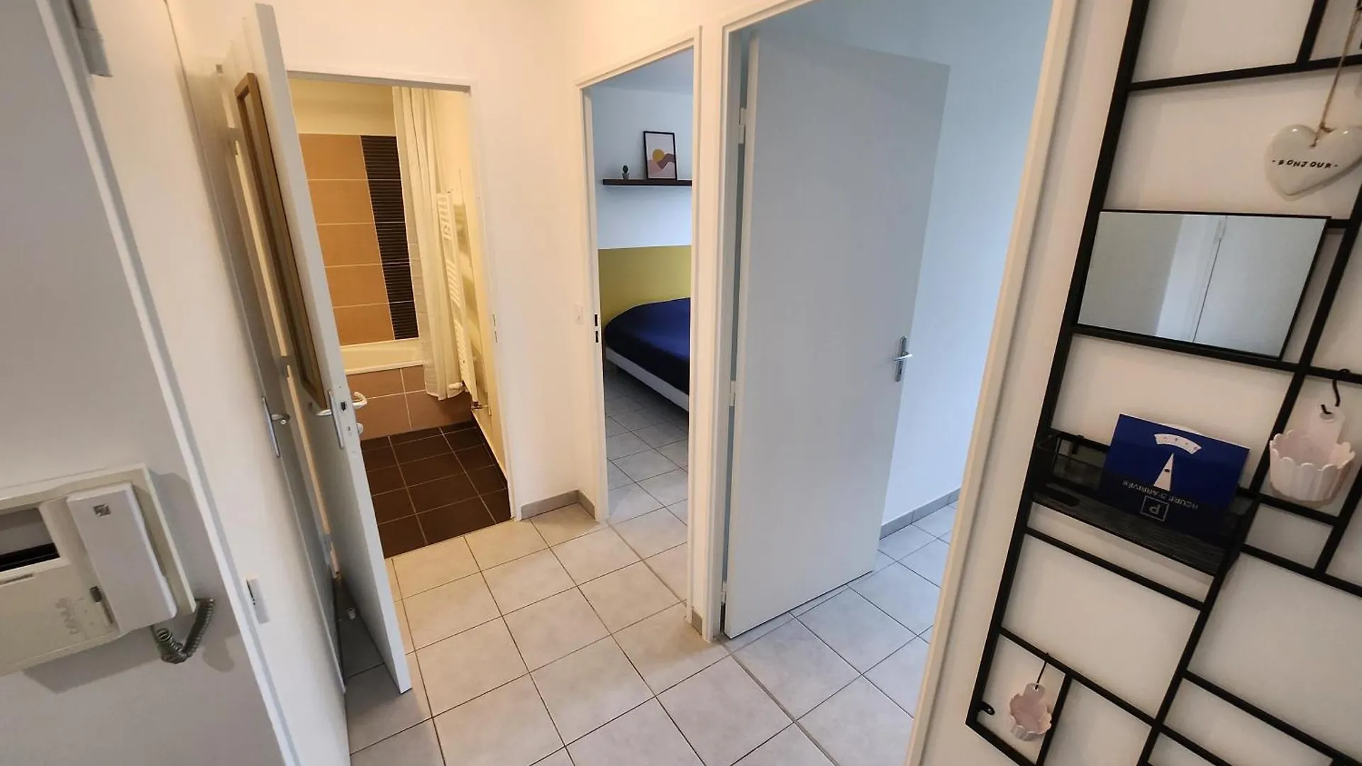 Apartment Appt 2 Chambres Au Calme - Jardin Prive - Metro D, Eurexpo, Groupama Stadium Saint-Priest  France