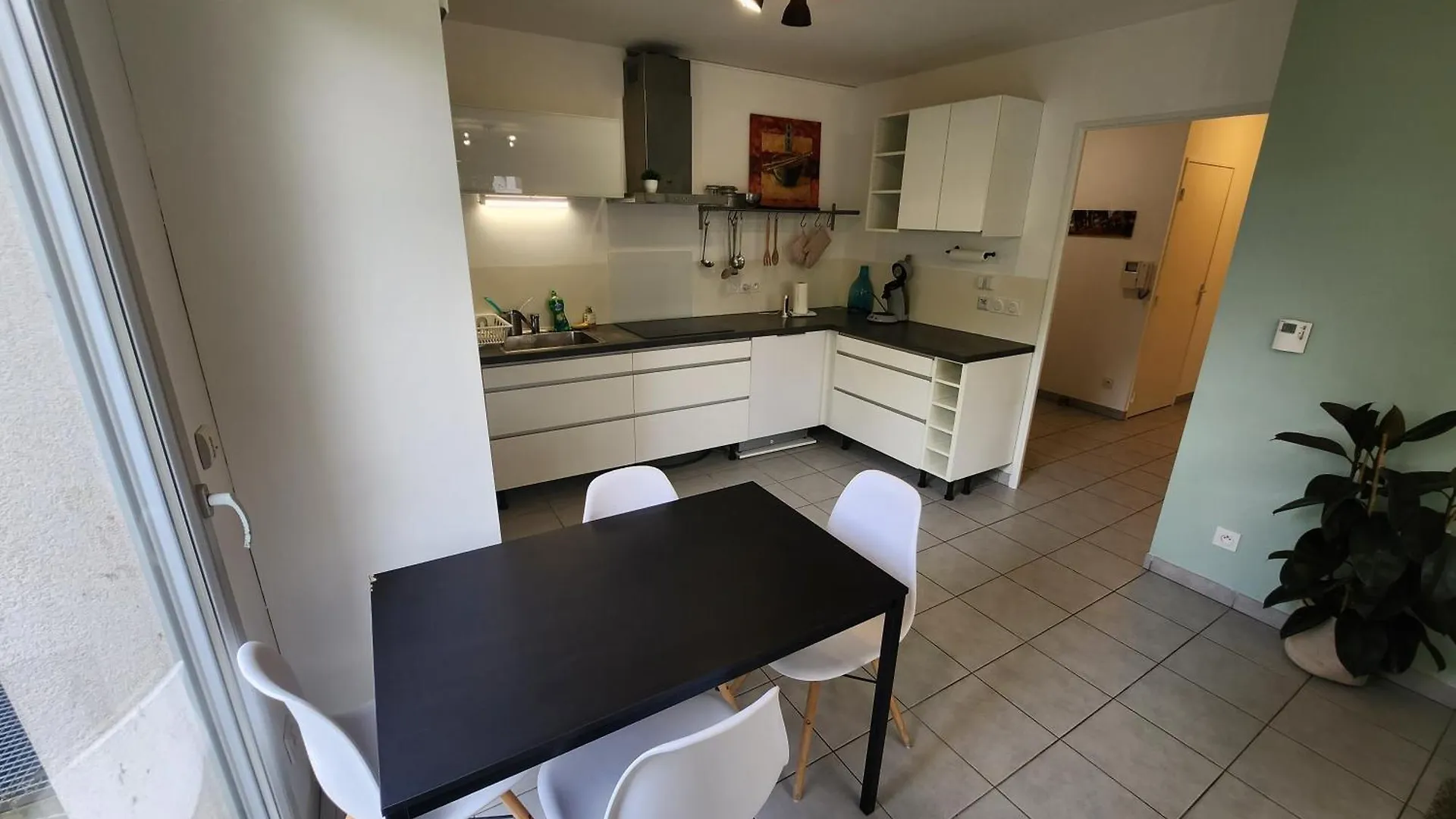 Appt 2 Chambres Au Calme - Jardin Prive - Metro D, Eurexpo, Groupama Stadium Saint-Priest  0*, Saint-Priest (Rhone)